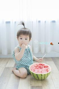 小雨娱乐吃瓜,揭秘娱乐圈最新吃瓜事件，带你领略明星幕后故事